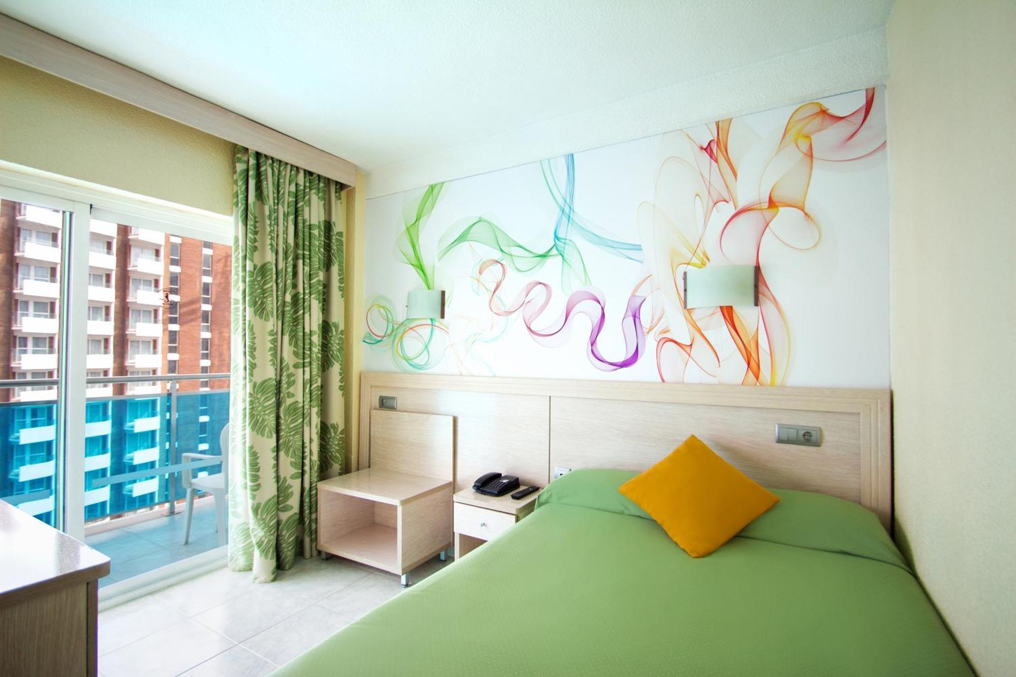 Hotel Servigroup Calypso Μπένιντορμ Εξωτερικό φωτογραφία