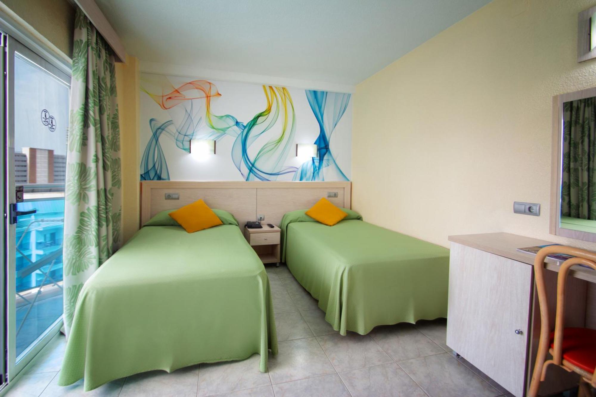 Hotel Servigroup Calypso Μπένιντορμ Δωμάτιο φωτογραφία